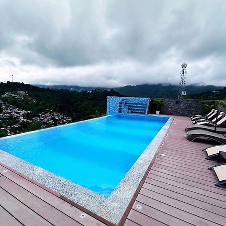 Hayat Sky Towers Hotel Cebu Exterior photo
